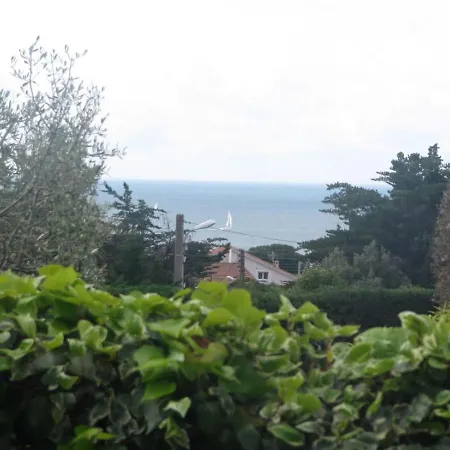 2 Etoiles Climatisé Apartamento