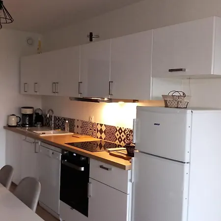 2 Etoiles Climatise バンドール