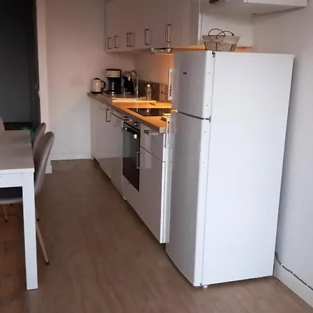 2 Etoiles Climatisé *